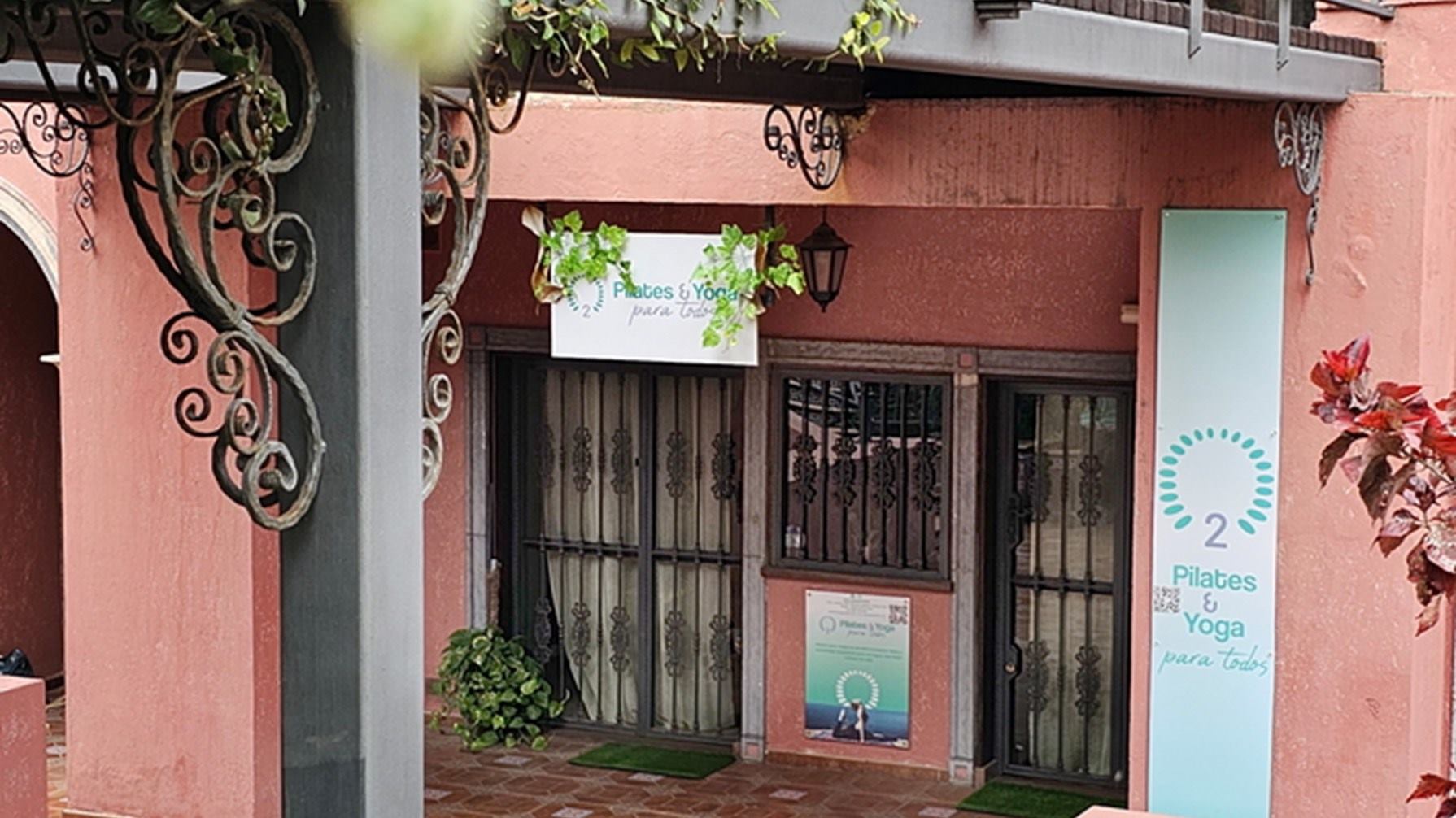 Puerta del estudio de pilates puerto de la cruz